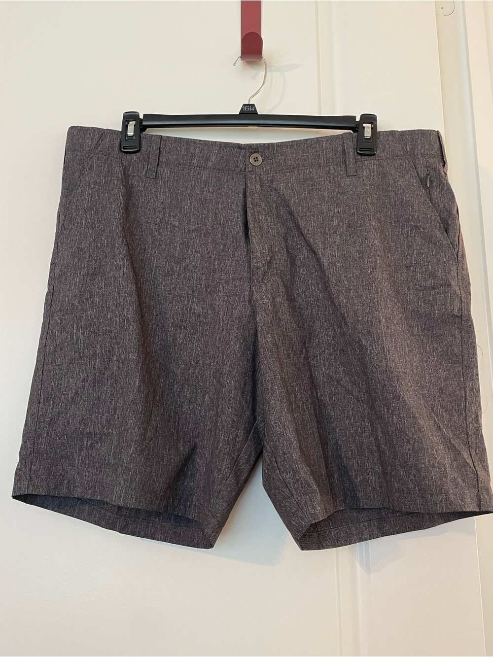 Swiss Tech Men's Flat Front Shorts - Charcoal Gray